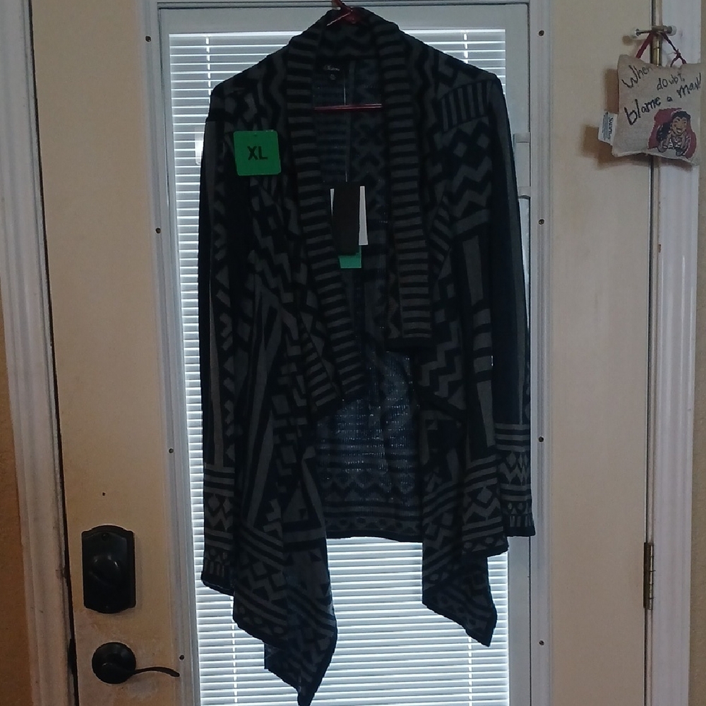 Chic Black and Gray Women's Cardigan